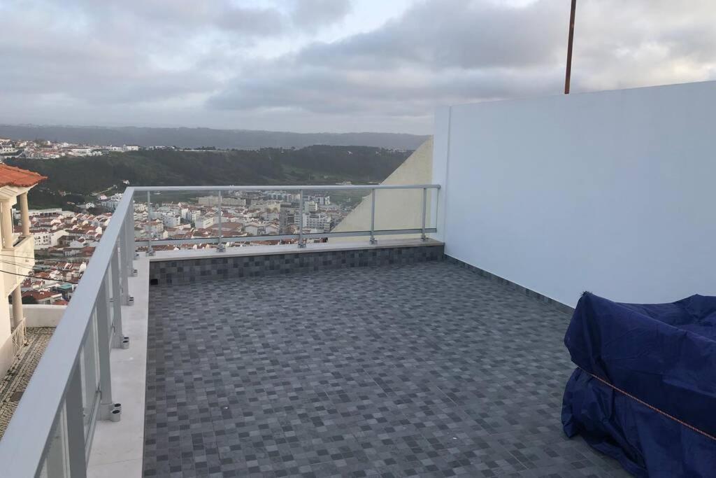Canelle Apartamento Com Terraco Nazaré Kültér fotó